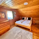 Alpine With Sauna Borowez