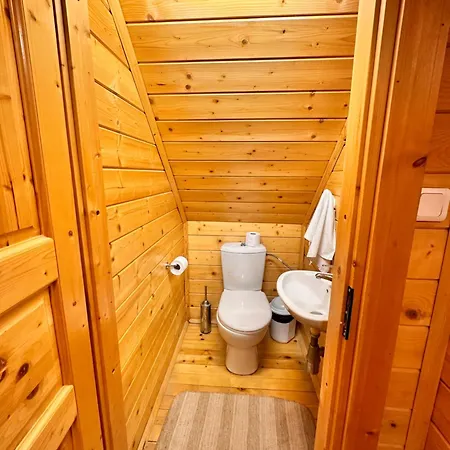 Βίλα Alpine With Sauna Μπόροβετς