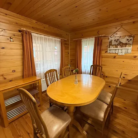 Alpine With Sauna Vila *